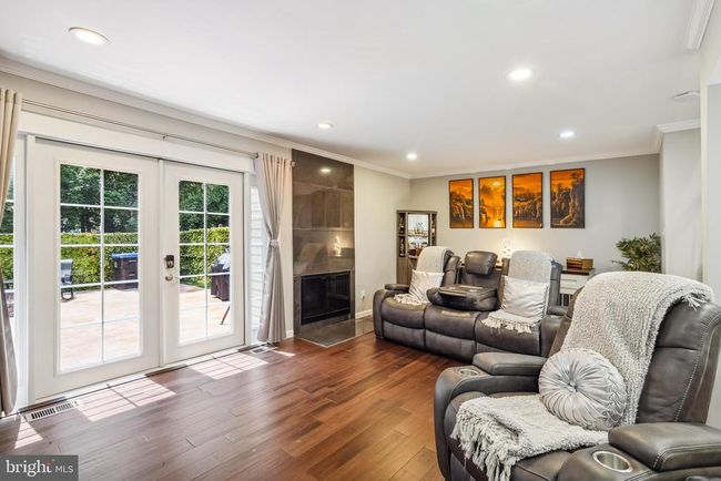 6004 Forrest Hollow Ln, Townhouse with 3 bedrooms, 4 bathrooms and null parking in SPRINGFIELD VA | Image 13