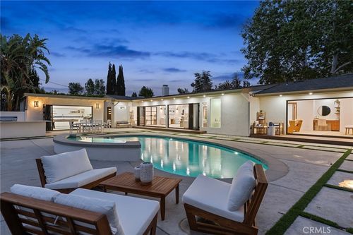 23925 Crosson Dr, Woodland Hills, CA, 91367-2958 | Card Image