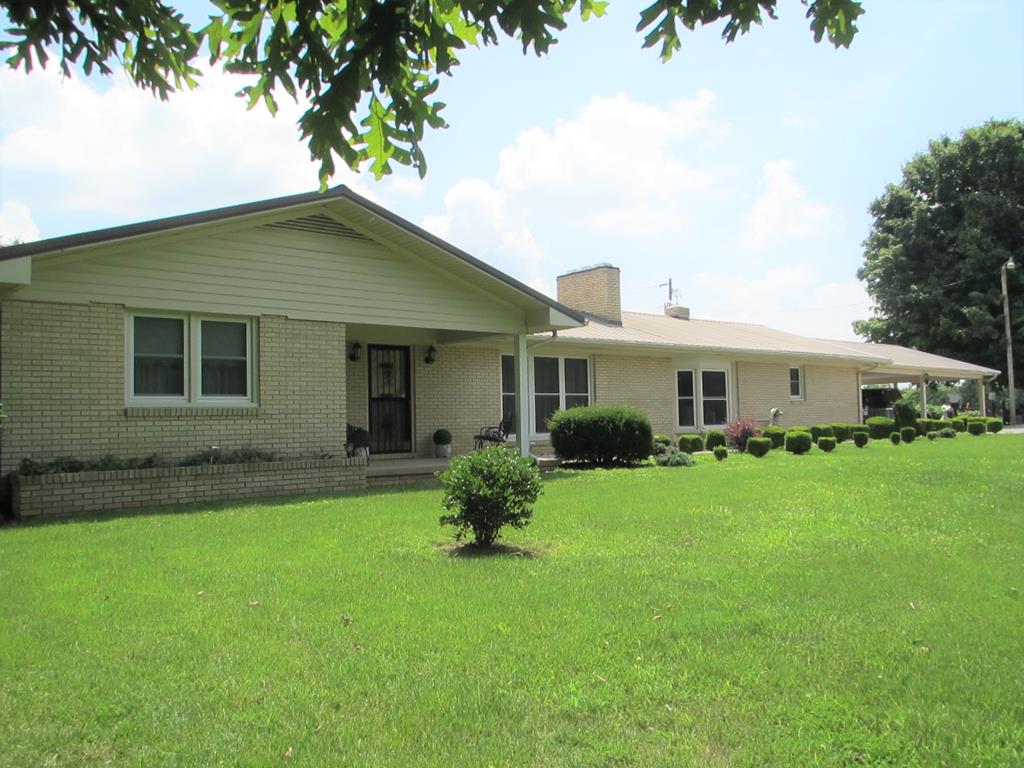 Smithville Hwy, Sparta, TN 38583