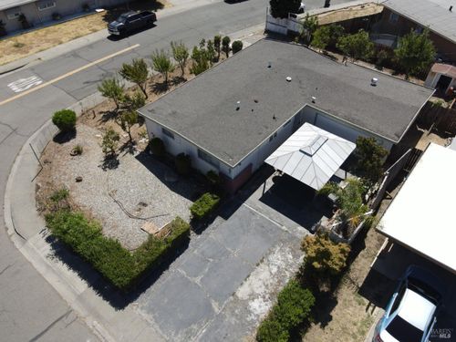 1701 Utah St, Fairfield, CA, 94533-4521 | Card Image