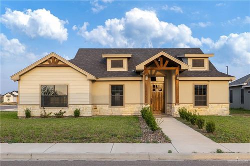 612 Spruce St, Rio Grande City, TX, 78582-6955 | Card Image