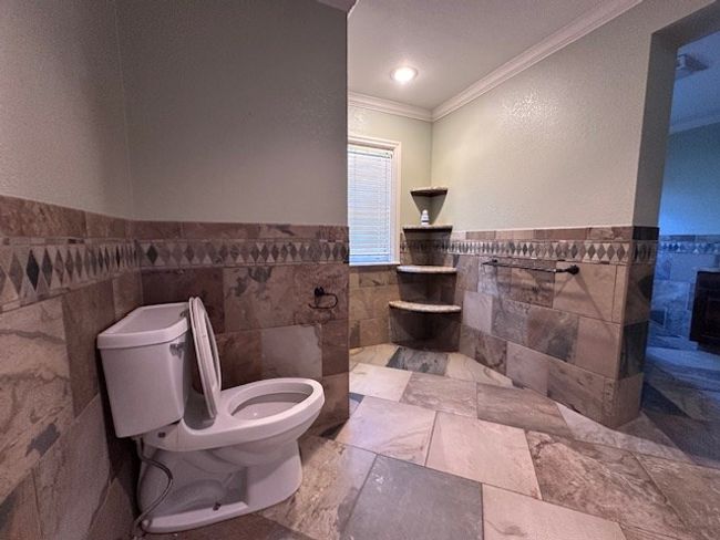 Master Bath | Image 15