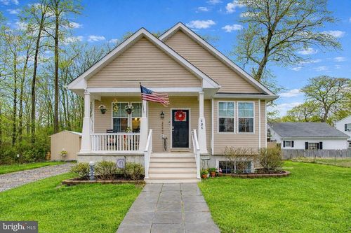 708 Hyde Park Rd, ESSEX, MD, 21221-6019 | Card Image