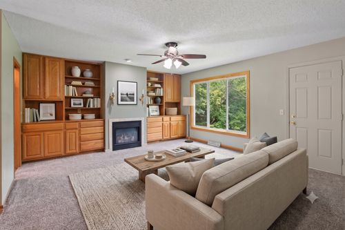 1108 Highland Ave, Northfield, MN, 55057-1332 | Card Image