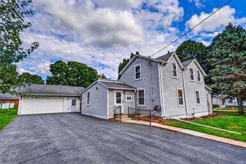 352 S Birdsey Street, Columbus, WI, 53925 | Card Image