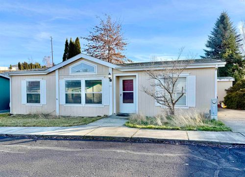 111 Nw Glenhaven, Pullman, WA, 99163 | Card Image