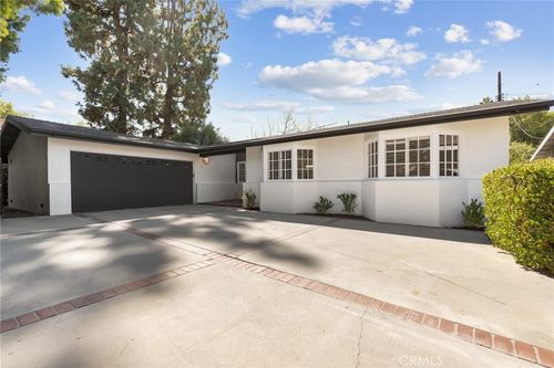 23312 Ostronic Dr, Woodland Hills, CA, 91367-6002 | Card Image