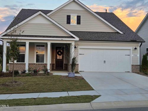 1705 Hyacinth Ln, Fuquay-Varina, NC, 27526-3468 | Card Image