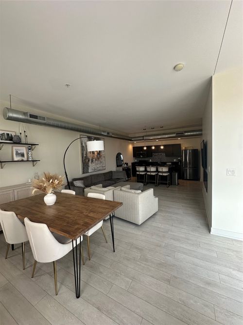 unit-408-119 4th St, Des Moines, IA, 50309-4729 | Card Image