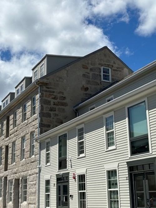 303-19 Commercial St, New Bedford, MA, 02740-7238 | Card Image