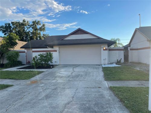 10813 Venice Cir, TAMPA, FL, 33635-9501 | Card Image