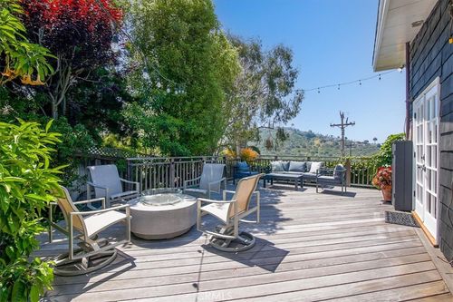 1511 Bluebird Canyon Dr, Laguna Beach, CA, 92651-3008 | Card Image