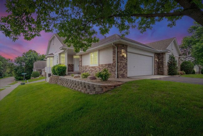 Twilight photo of home! | Image 28