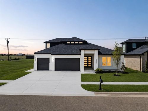 15437 Capri Ln, Edmond, OK, 73013-6260 | Card Image