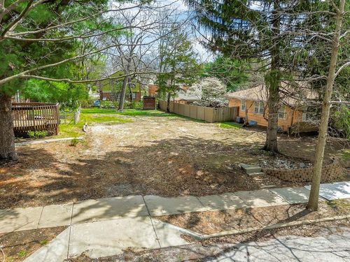 6035 Charlotte St, Kansas City, MO, 64110-3021 | Card Image