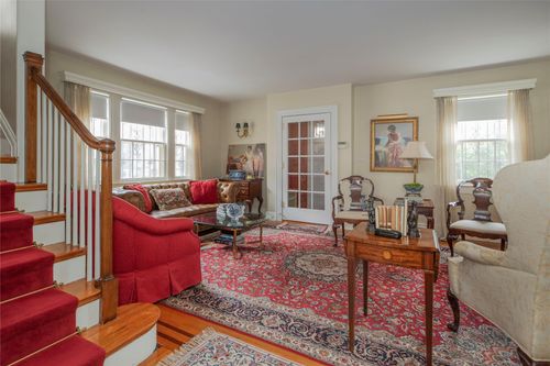 34 87th St, Jackson Heights, NY, 11372-3353 | Card Image