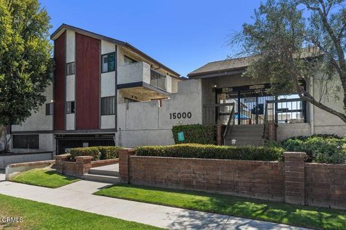 212-15000 Halldale Ave, Gardena, CA, 90247-3156 | Card Image