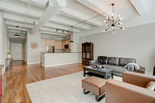 apt-6c-1120 Texas St, Houston, TX, 77002-3135 | Card Image
