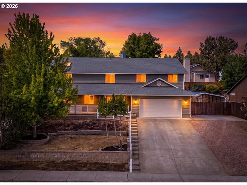 2439 Sw 33rd St, Redmond, OR, 97756-7504 | Card Image