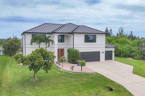 15530 Aqua Cir, Port Charlotte, FL, 33981-3301 | Card Image