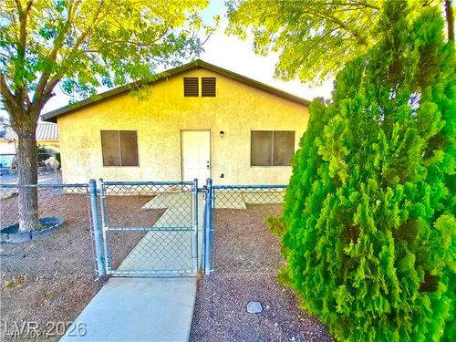 b1-1080 Red Butte St, Pahrump, NV, 89048-7257 | Card Image