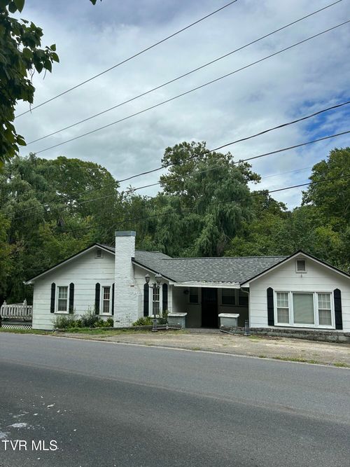 256 Shipp Springs Rd, Kingsport, TN, 37660-6174 | Card Image
