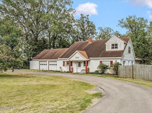 7305 Redbud Ln, Olive Branch, MS, 38654-1136 | Card Image