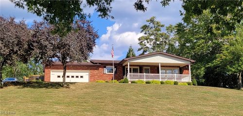 61584 Sampson Rd, Cambridge, OH, 43725-8993 | Card Image