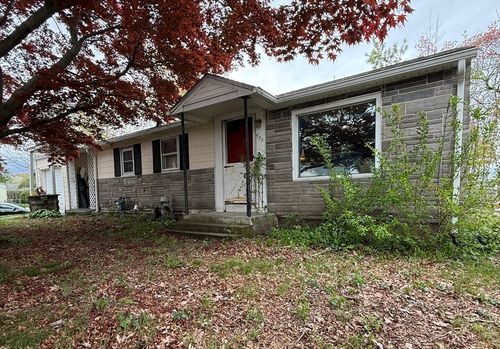 535 Prospect St, Chicopee, MA, 01020 | Card Image