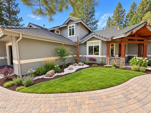 19449 Ironwood Cir, Bend, OR, 97702-1971 | Card Image