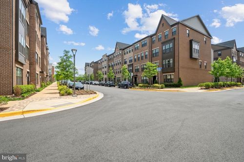 45117 Kincora Dr, STERLING, VA, 20166-8996 | Card Image