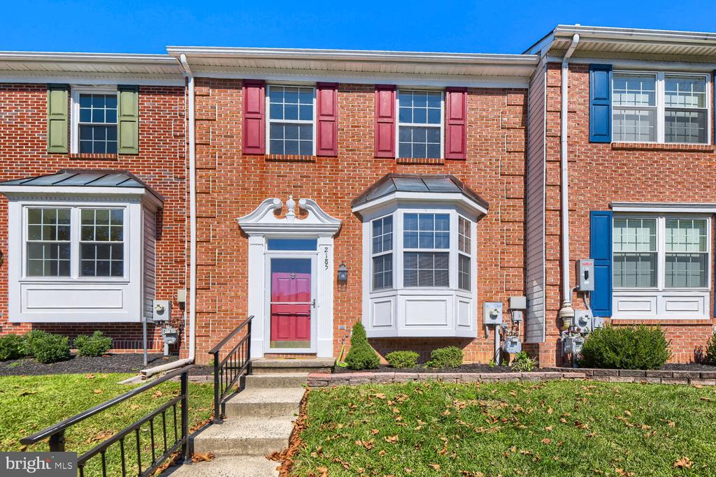 Residential Lease in FOREST HILL