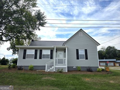 105 W Walker St, Wrens, GA, 30833-1358 | Card Image