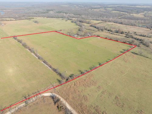33 Ac Farm Road 173, Greenfield, MO, 65661 | Card Image