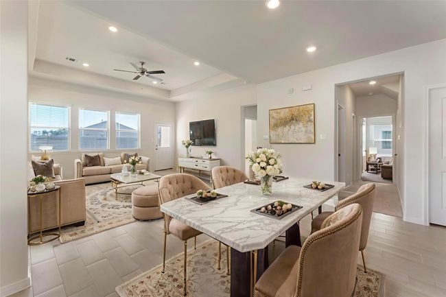 10107 Basil Beebalm Trce, House other with 5 bedrooms, 4 bathrooms and 2 parking in Magnolia TX | Image 6
