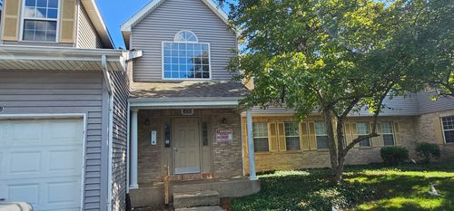 unit-2a-300 Village Creek Dr, Lake In The Hills, IL, 60156-4467 | Card Image