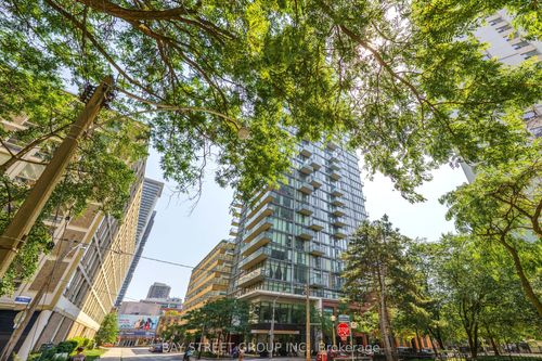 809-75 St Nicholas St, Toronto, ON, M4Y0A5 | Card Image