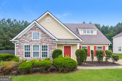 8227 Milam Loop, Fairburn, GA, 30213-4729 | Card Image