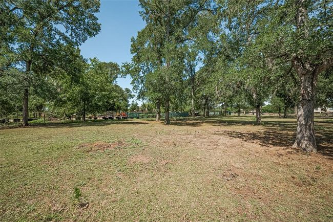 914 Baker Rd, Home with 3 bedrooms, 2 bathrooms and null parking in Rosenberg TX | Image 33