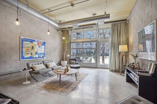 apt-111-801 Washington Ave N, Minneapolis, MN, 55401-4100 | Card Image