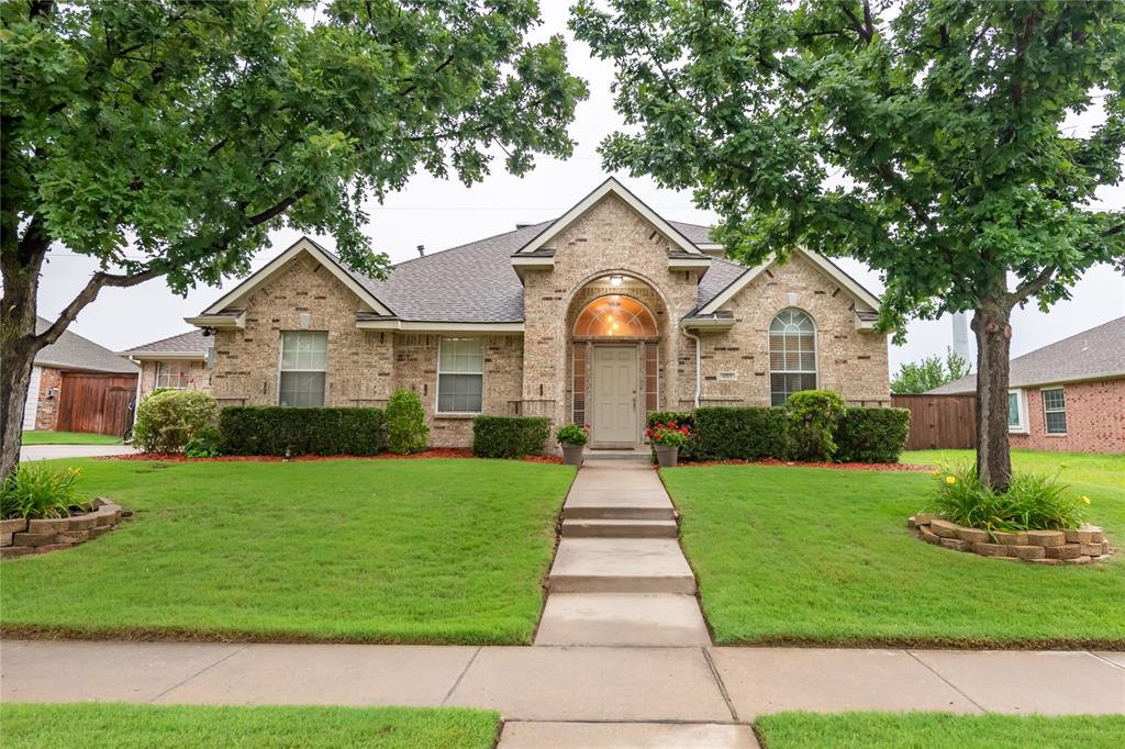 Lauren Ln, Garland, TX 75043