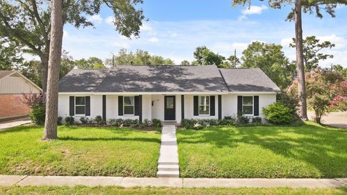5943 Greenmont Dr, Houston, TX, 77092-2329 | Card Image