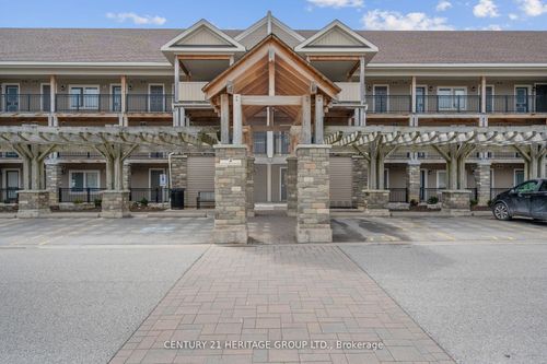 200-2 Anchorage Cres, Collingwood, ON, L9Y0Y6 | Card Image