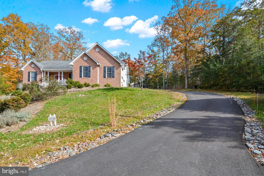 Residential in LUSBY 5