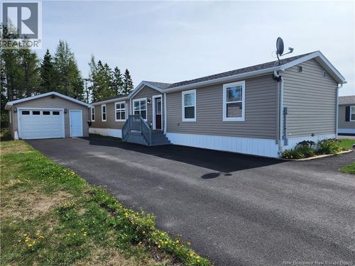 15 Harvest Lane, Saint George, NB, E5C0J3 | Card Image