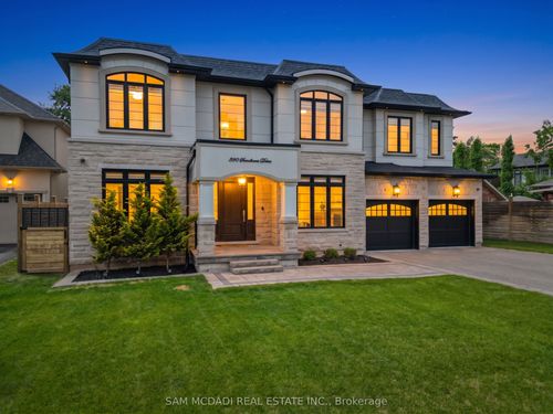 390 Sandhurst Dr, Oakville, ON, L6L4L3 | Card Image
