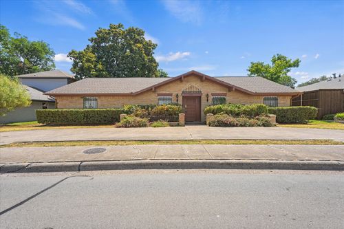 6238 E Lovers Ln, Dallas, TX, 75214-2030 | Card Image