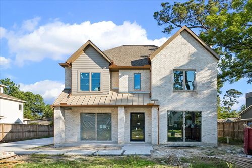 515 W 33rd St, Houston, TX, 77018-7607 | Card Image