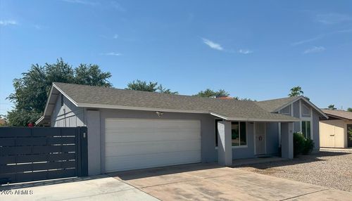 537 W Posada Ave, Mesa, AZ, 85210-8333 | Card Image