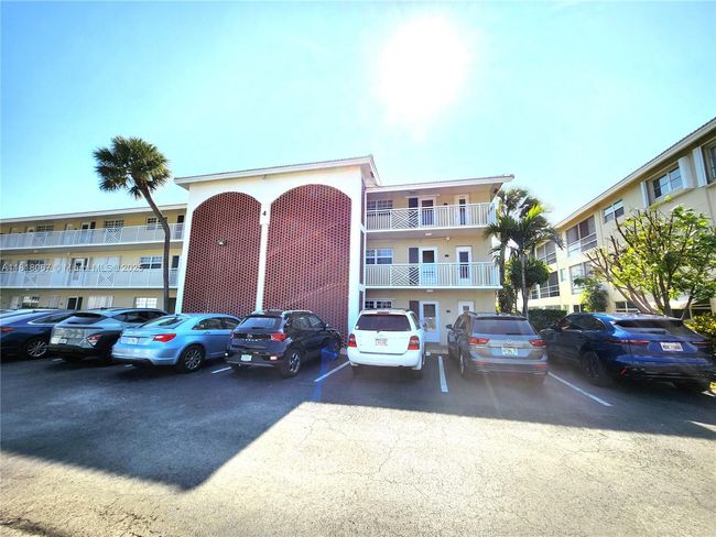 APT-149 - 1951 Ne 39 Th St, Condo with 2 bedrooms, 2 bathrooms and null parking in Lighthouse Point FL | Image 28